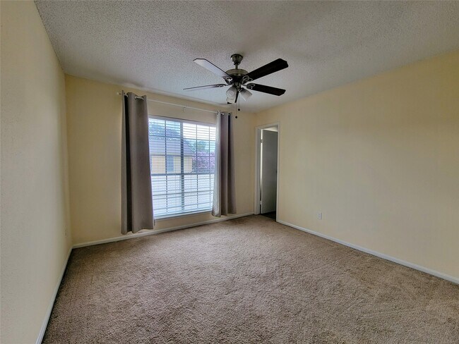 Building Photo - 1515 Sandy Springs Rd