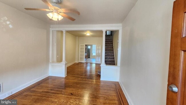 Building Photo - 3216 W Belvedere Ave