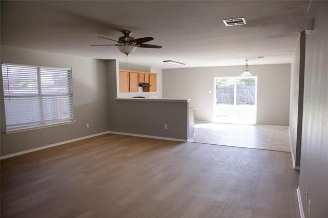 Building Photo - 320 Chisholm Trail