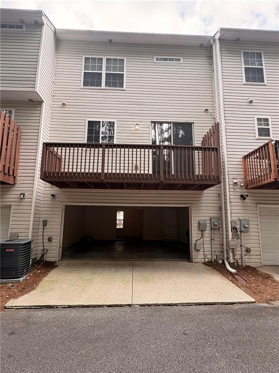 Building Photo - 231 Village Square Dr