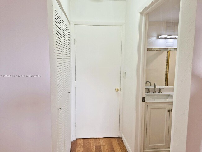 Building Photo - 11800 SW 18th St