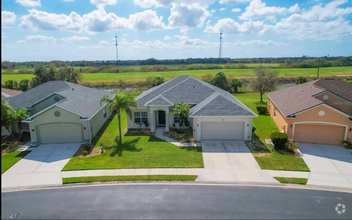 Building Photo - 2760 Suncoast Lakes Blvd