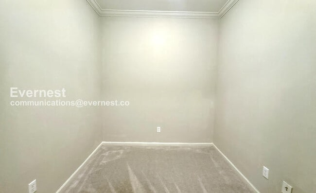 Building Photo - 6082 Townley Ct