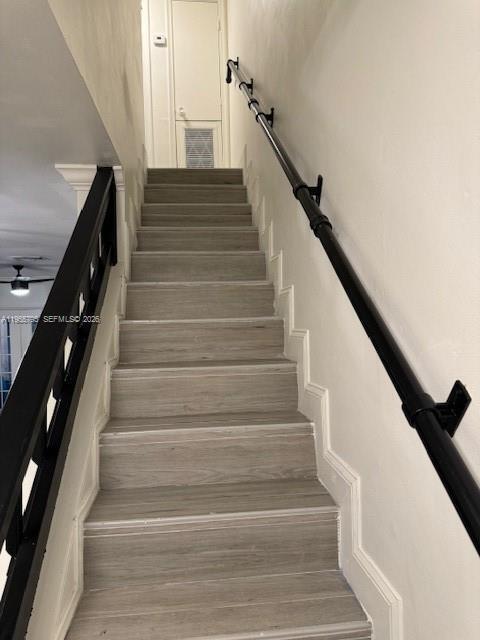 Building Photo - 2452 Taylor St