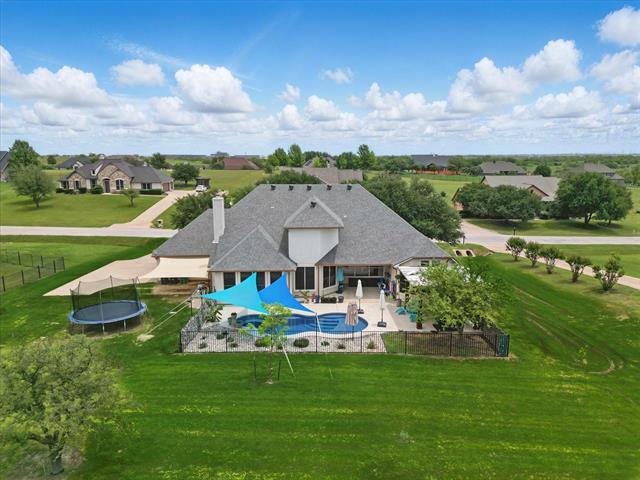 Building Photo - 10701 Los Rios Dr