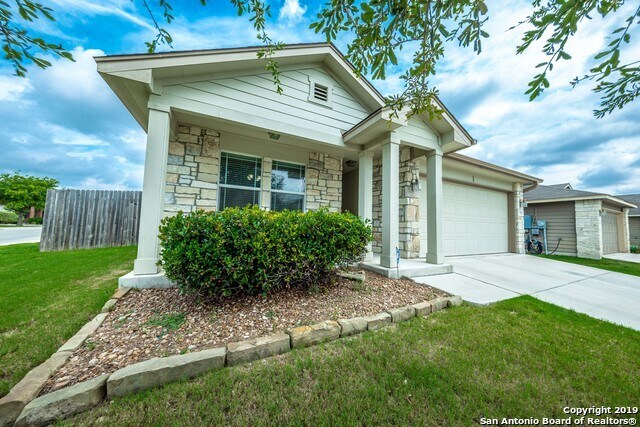 Building Photo - 751 Guna Dr