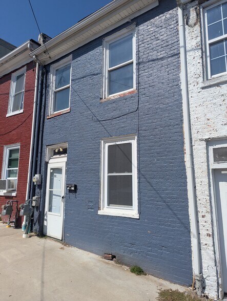 Primary Photo - 211 Short St