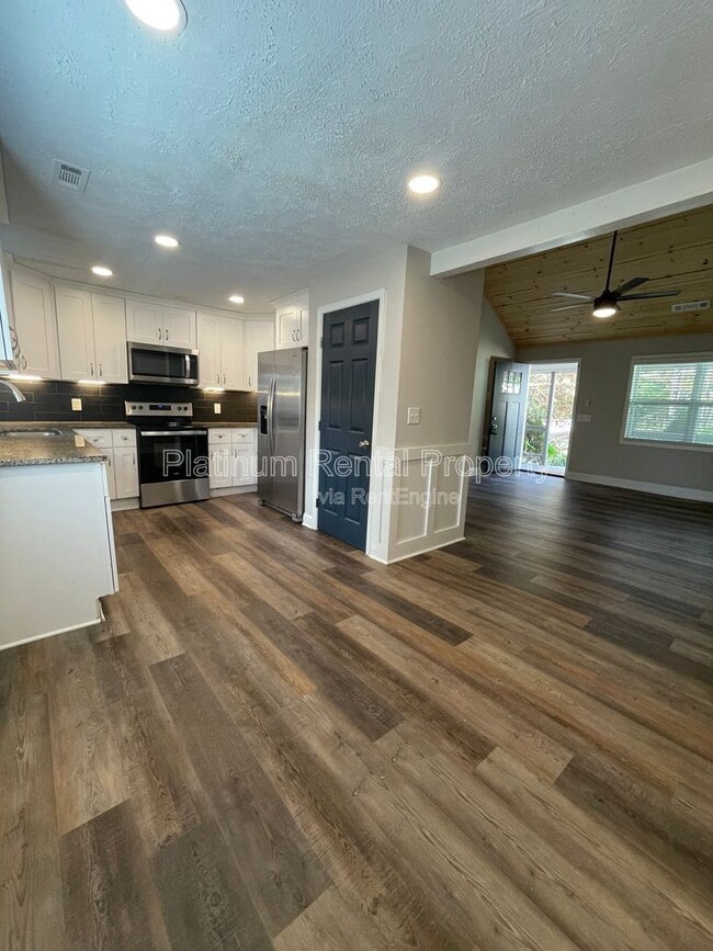 Building Photo - 189 W Jefferson St