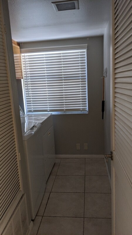Building Photo - 5893 Mt Alifan Dr