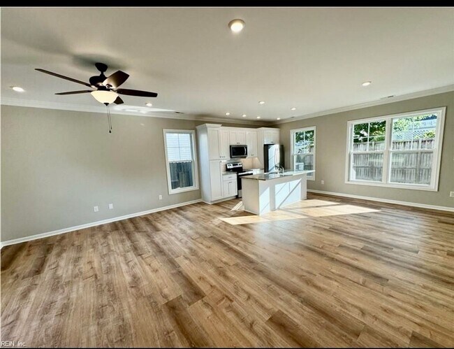 Building Photo - 1568 Independence Blvd