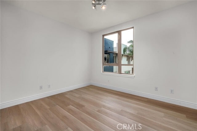 Building Photo - 5410 W 149th Pl