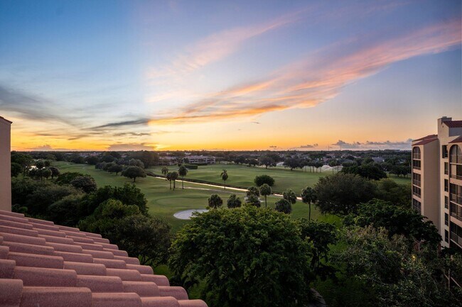 Building Photo - 7217 Promenade Dr