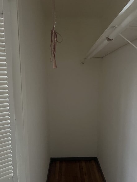 Building Photo - 82 Fiat Ave