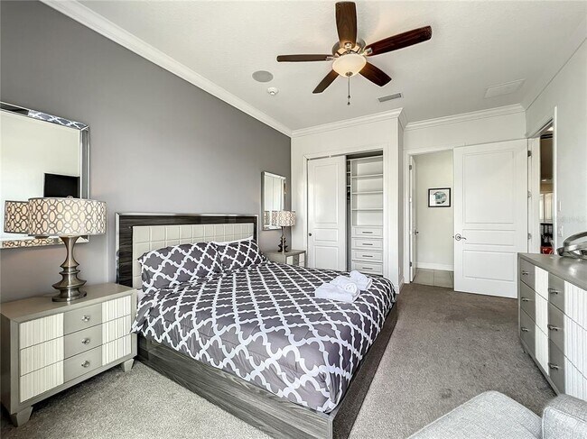 Building Photo - 760 Golden Bear Dr