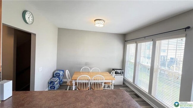 Building Photo - 8495 Putnam Ct