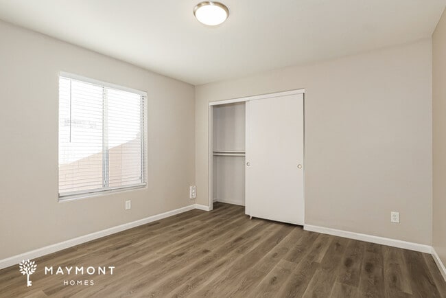 Building Photo - 14411 S 47th Pl