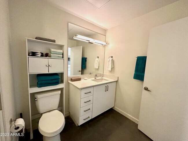 Building Photo - 1130 N 2nd St