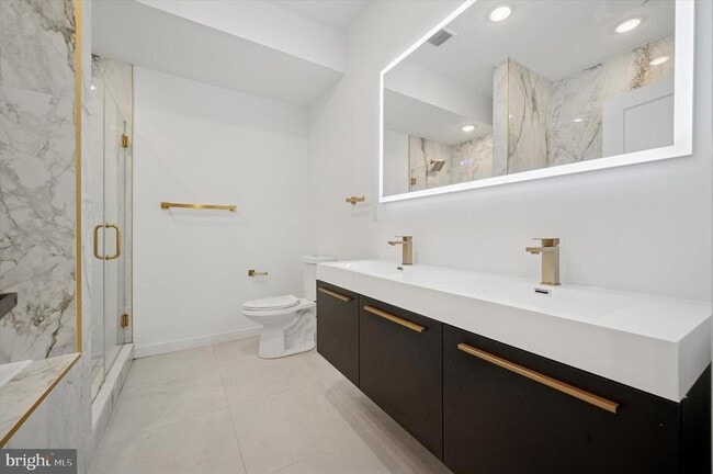 Building Photo - 871 N 20th St