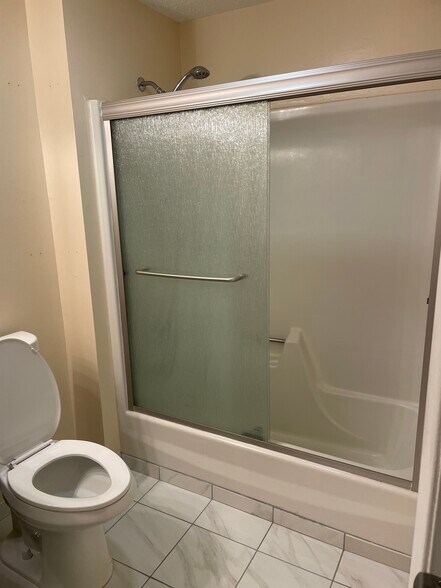 Bathroom - 44 Avonwood Rd