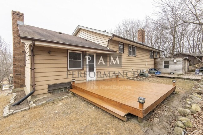 Building Photo - 21225 Mary Lynn Dr