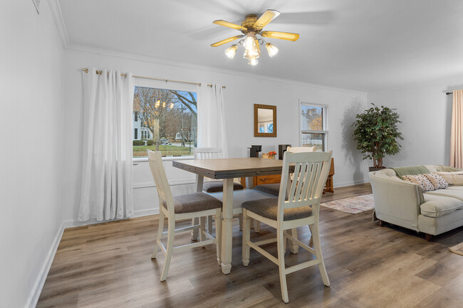 Dining Room - 729 Eliza St