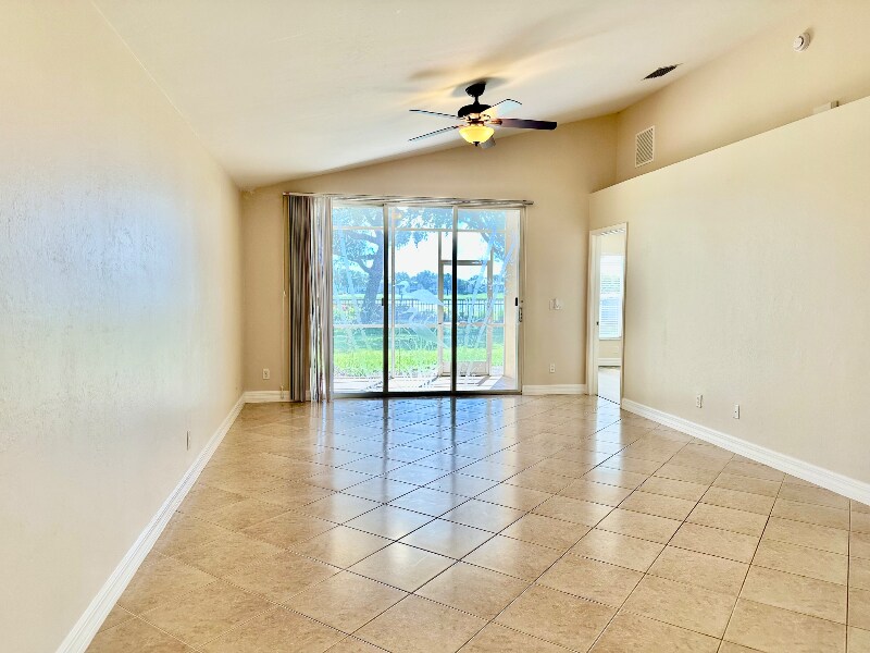 Building Photo - 2048 Painted Palm Dr