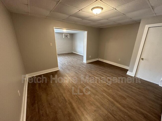 Building Photo - 6 Reese Ave