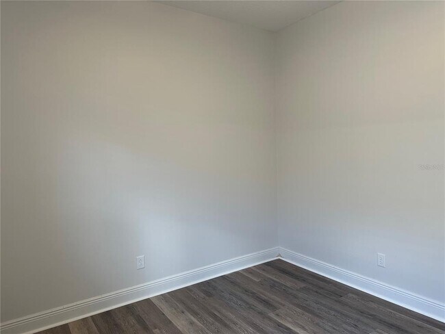 Building Photo - 4926 Newport News Cir