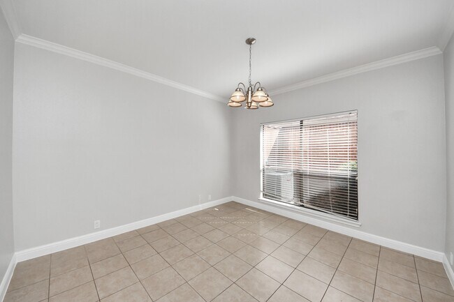 Building Photo - 2468 Bering Dr