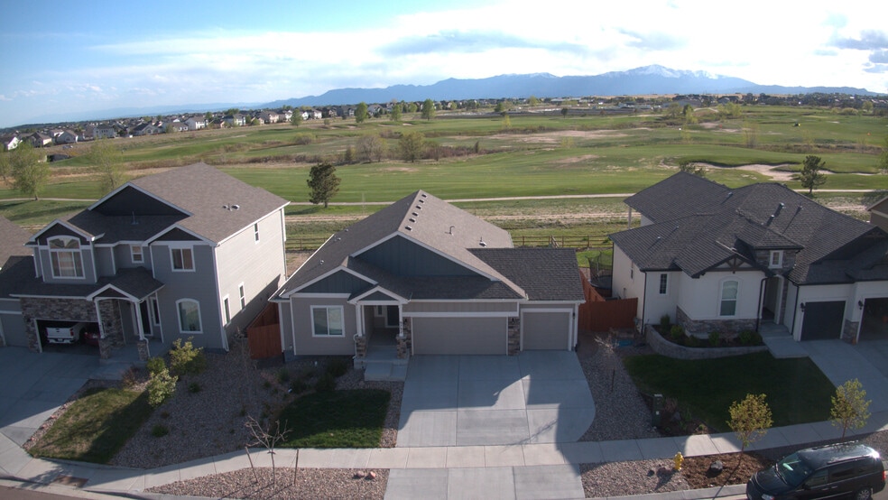 Building Photo - 9792 Fairway Glen Dr