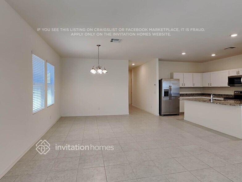 Building Photo - 6333 W Latona Rd