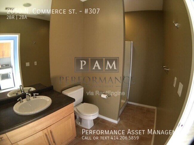 Building Photo - 2050 N Commerce St