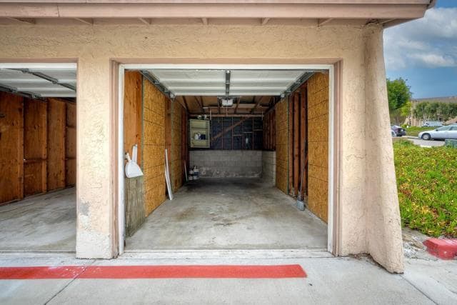 Building Photo - 3796 San Ramon Dr