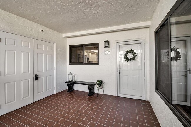 Building Photo - 1485 Gulf of Mexico Dr