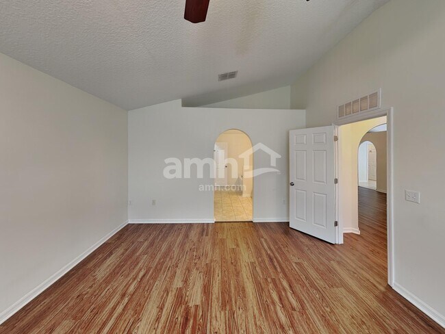 Building Photo - 65074 Lagoon Forest Dr