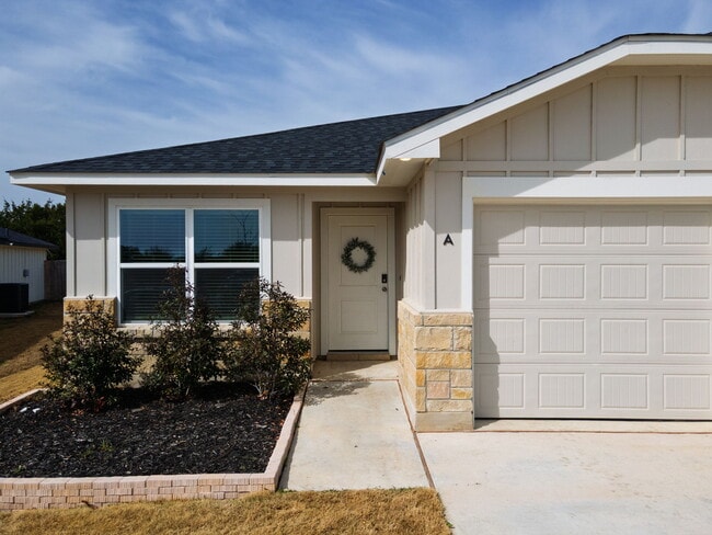 Building Photo - 803 Wax Myrtle Ct