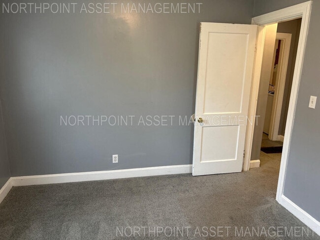Building Photo - Cozy 4-Bedroom 1 Bath Home  in Peaceful Lo...