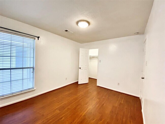 Building Photo - 7130 Sedona Ct