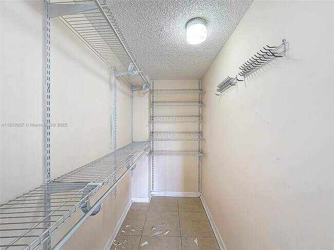 Building Photo - 8420 SW 133rd Avenue Rd