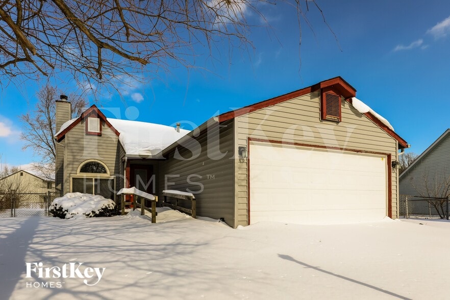 Building Photo - 3961 Bonn Dr