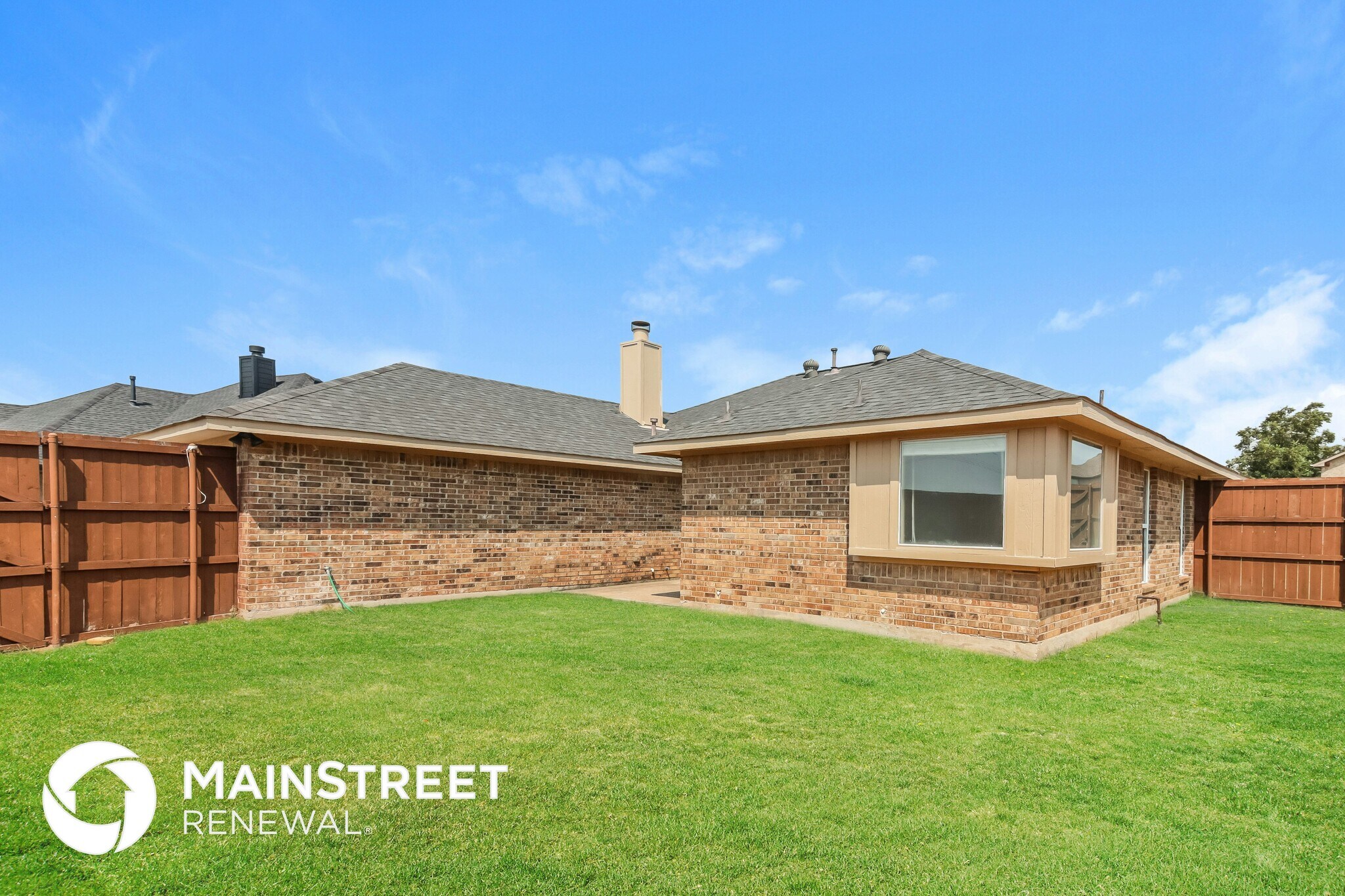 Building Photo - 9306 Chimneywood Dr