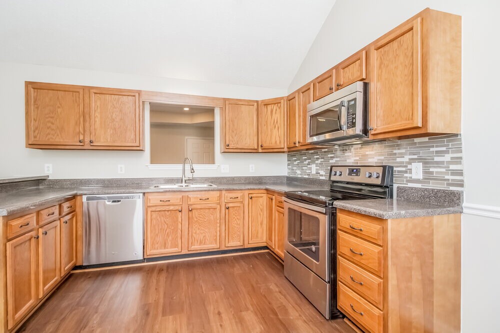 Building Photo - 634 Woodland Hills Dr