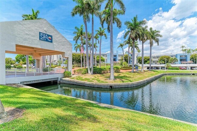 Building Photo - 5153 Isla Key Blvd S