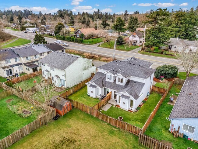 Building Photo - 1536 S Main Ave