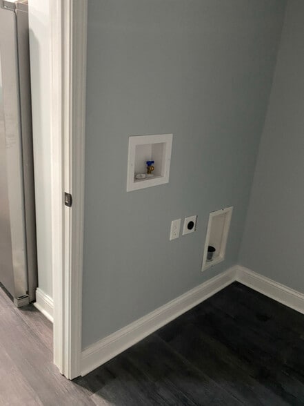 Building Photo - 2521 Quincy St