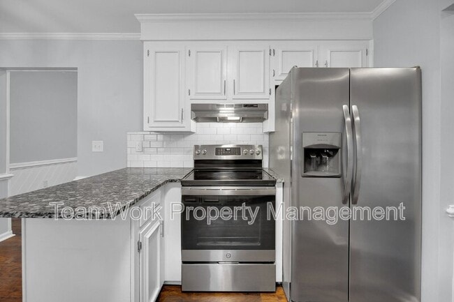 Building Photo - 2134 Vespers Dr