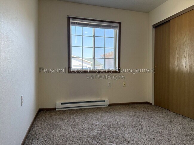 Building Photo - 455 22nd St E