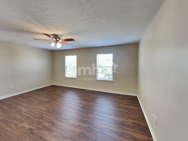 Building Photo - 7187 Normanton Dr