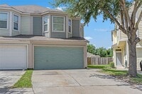 Building Photo - 706 Woodport Ln