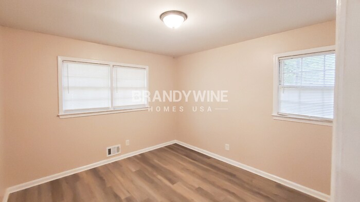 Building Photo - 4790 Janice Dr
